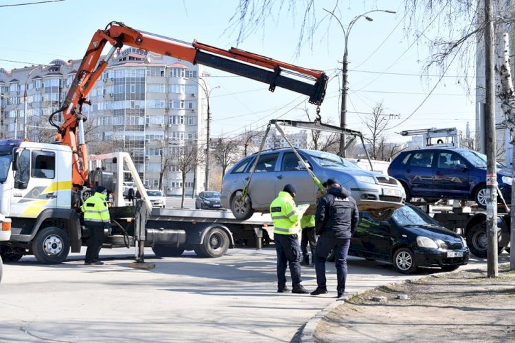 Război unităților de transport parcate neregulamentar În...