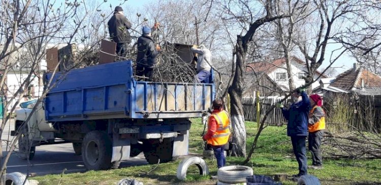 Lucrări în teren Astăzi, 09.04.2021, desfășurăm lucrări...