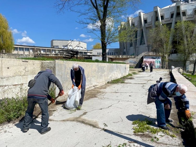 Teritoriul adiacent Circului Curățenia începe de acasă -...