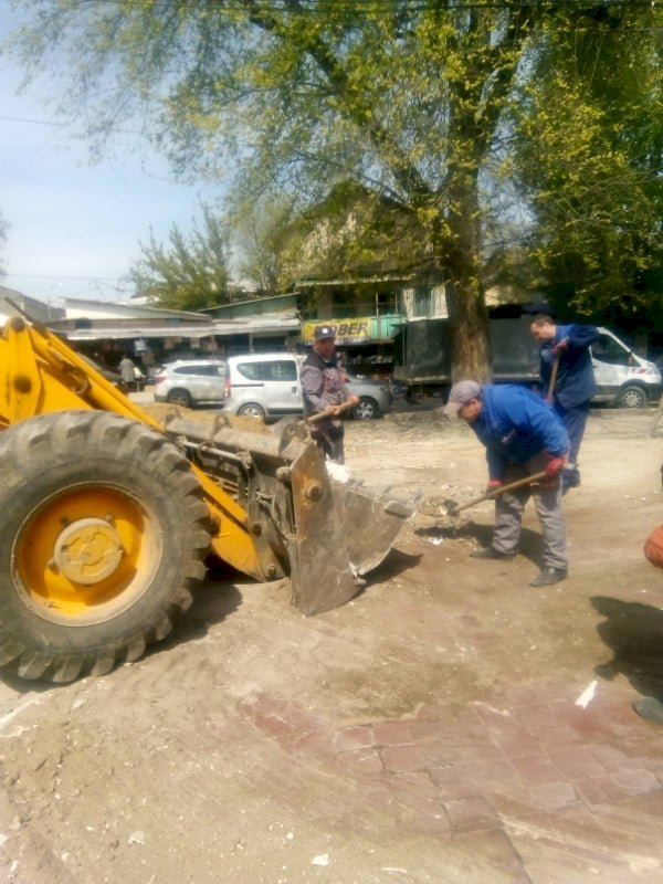 Adrese în lucru Str. N. Dimo, 9/1, 14, str. A. Doga, 32, 28;...